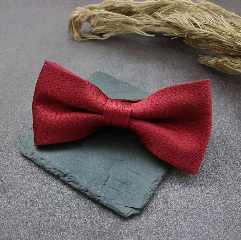 深紅亮紋領結-你要仔細看我，才知道我的獨特 !