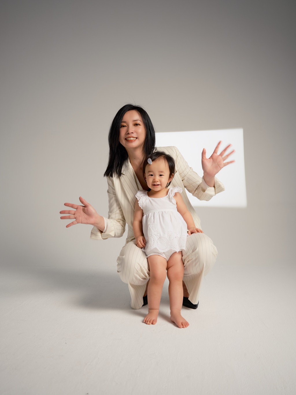 黑禮帽西服女性訂製西裝 4