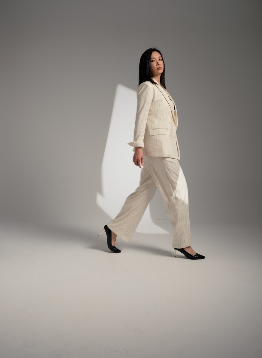 黑禮帽西服女性訂製西裝 6