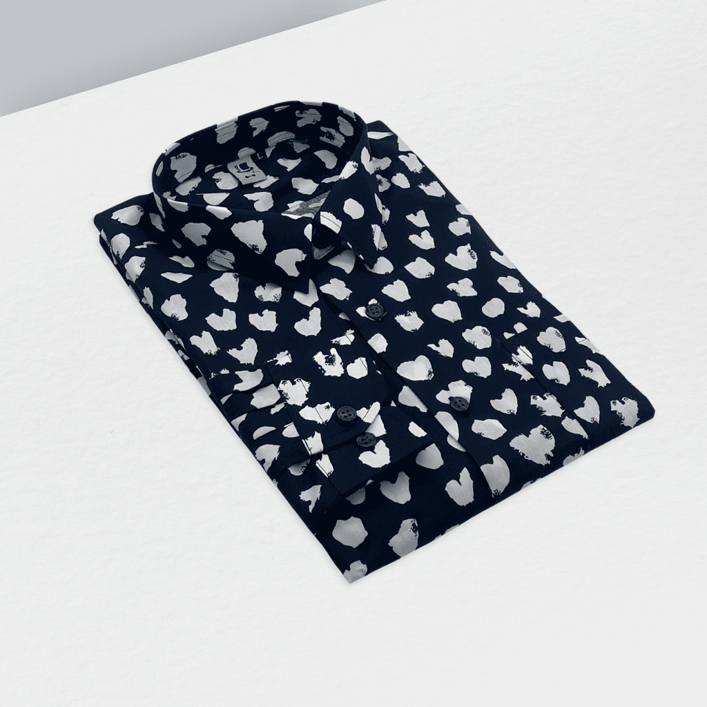 不規則愛心深藍襯衫